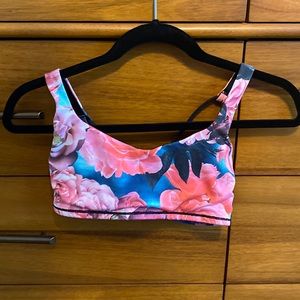 Lululemon bra